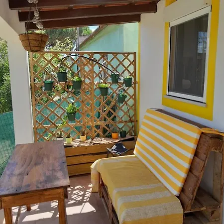 Eco-country-cottage בית נופש Nadadouro