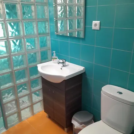 Eco-country-cottage *